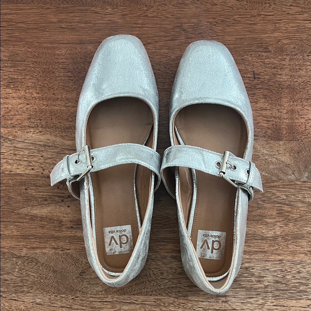 DV by Dolce Vita Metallic Silver Flats